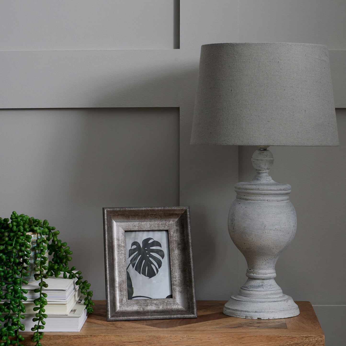 Noah Table Lamp