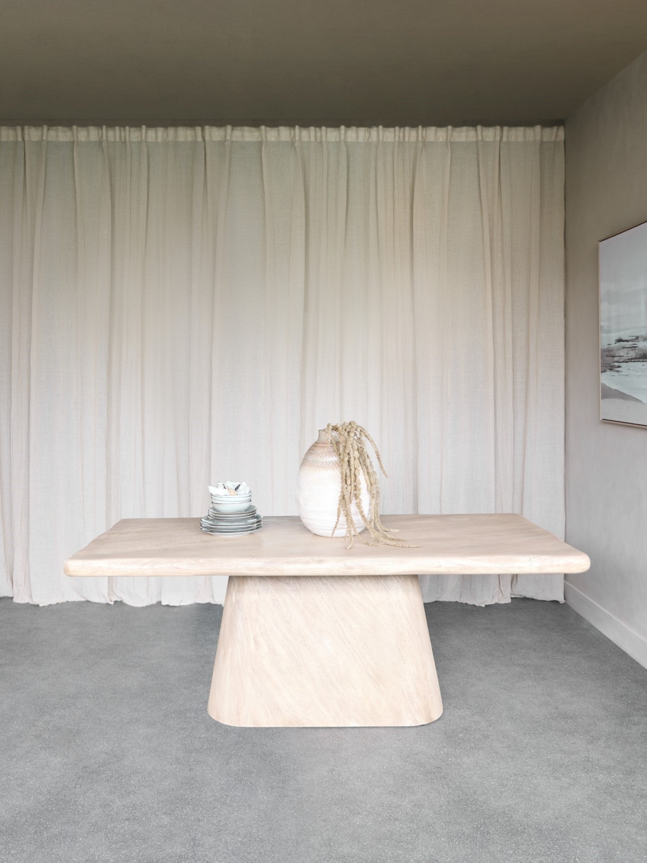 Caledera Dining Table