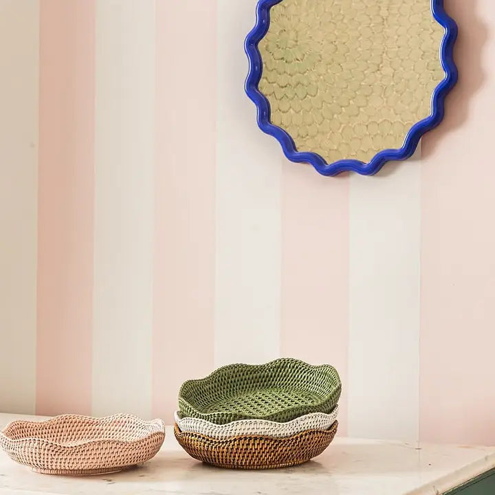 Saratoga Round Rattan Scalloped Tray - Green