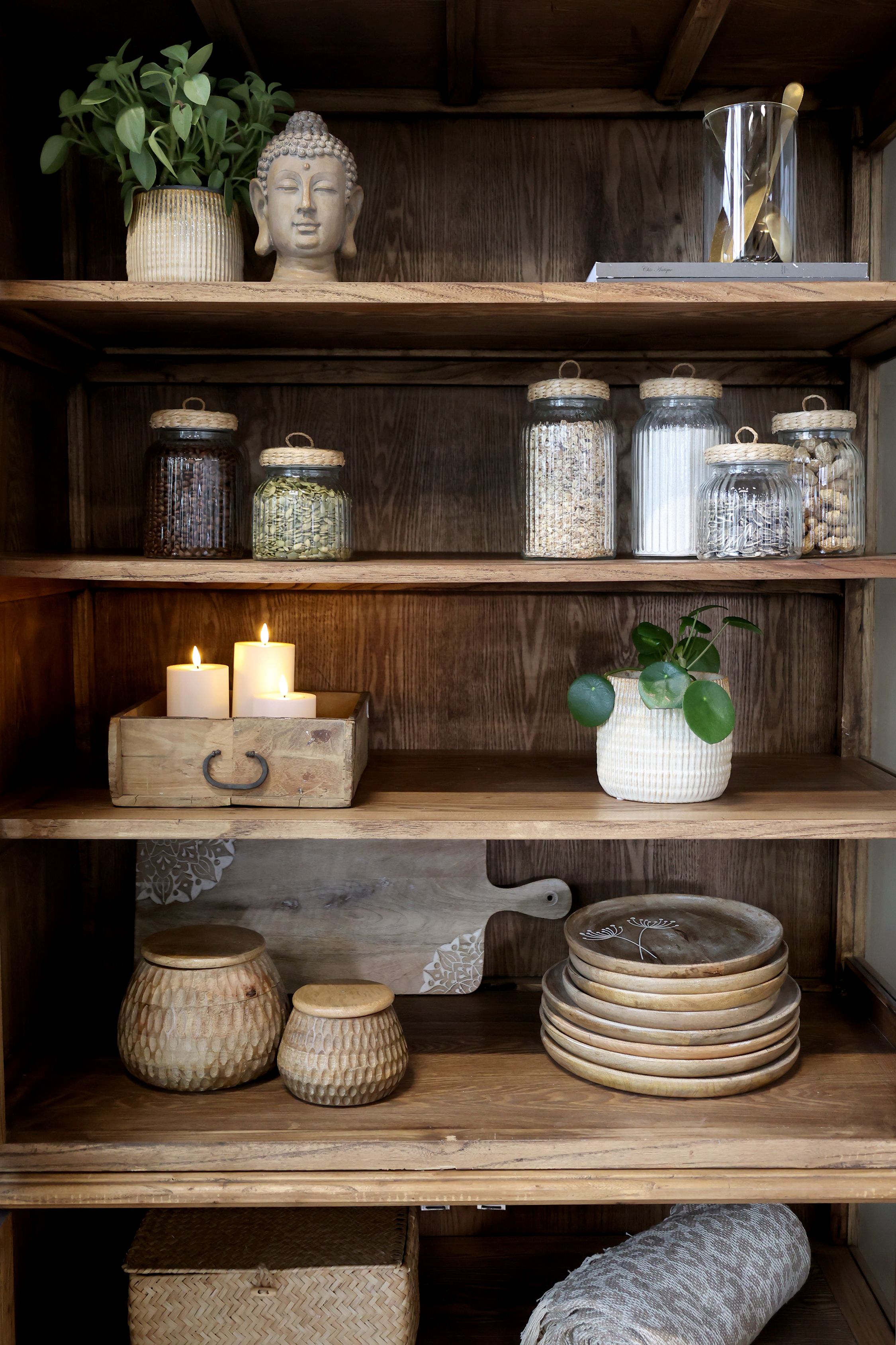 Malibu Display Cabinet - 8 Door - Natural