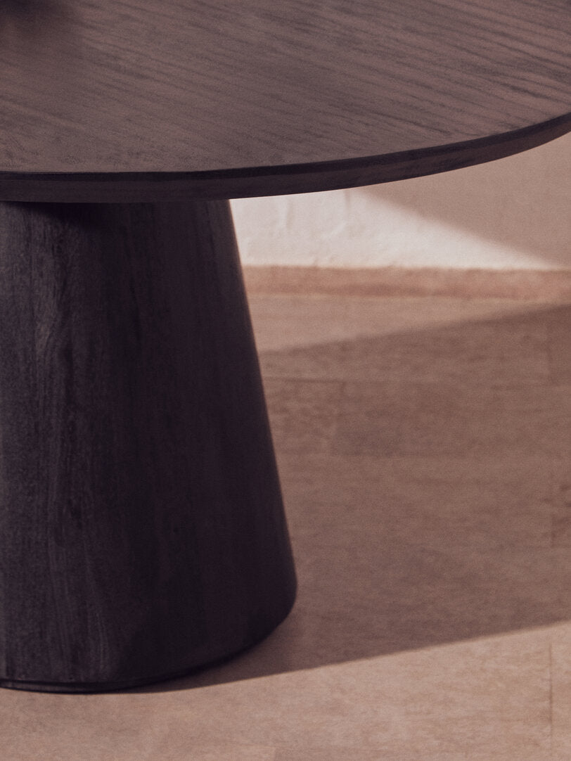 Noah Mango Wood Dining Table - Oval - Black