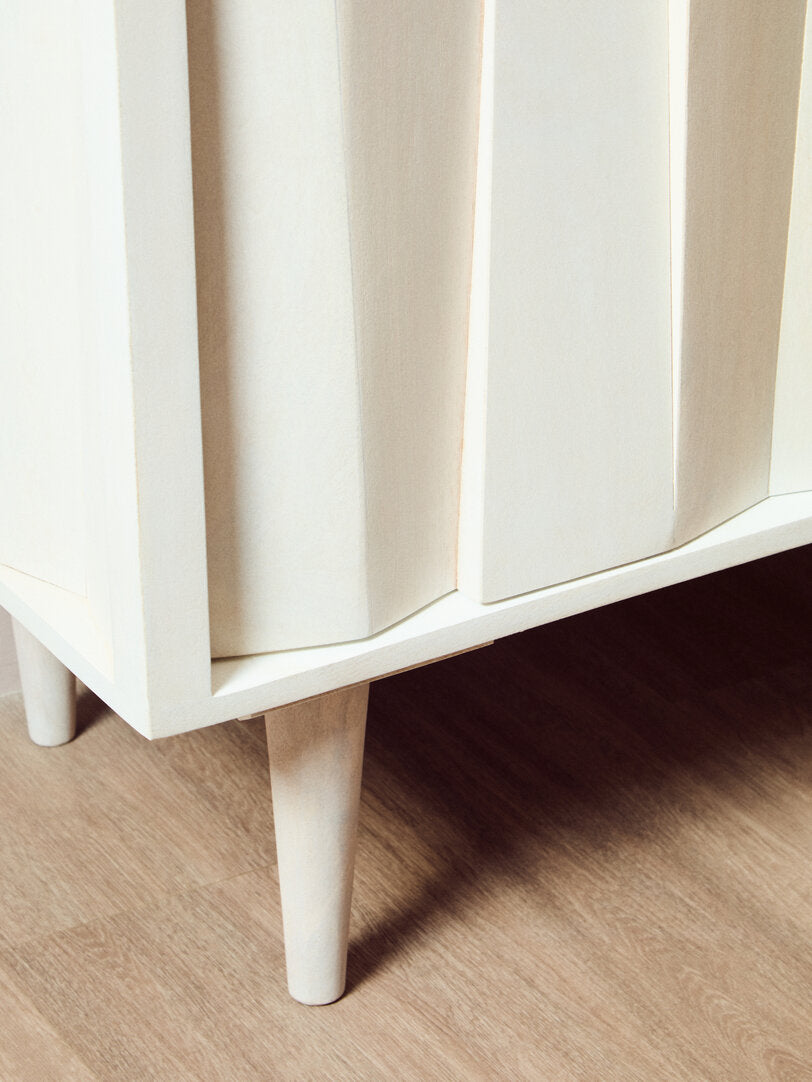Arvion Mango Wood Cabinet - White Wash