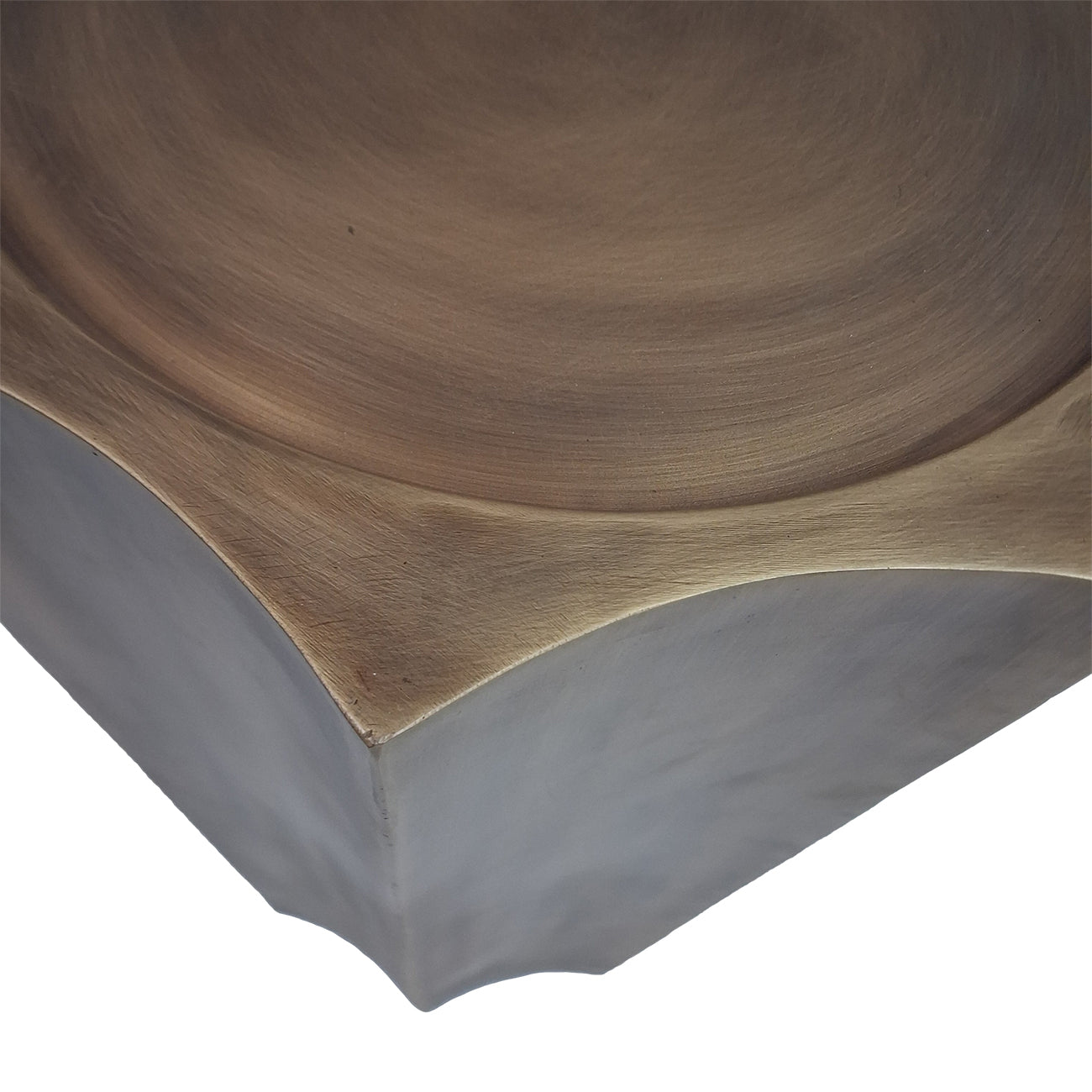 Palazzo Plinth – Aged Brass