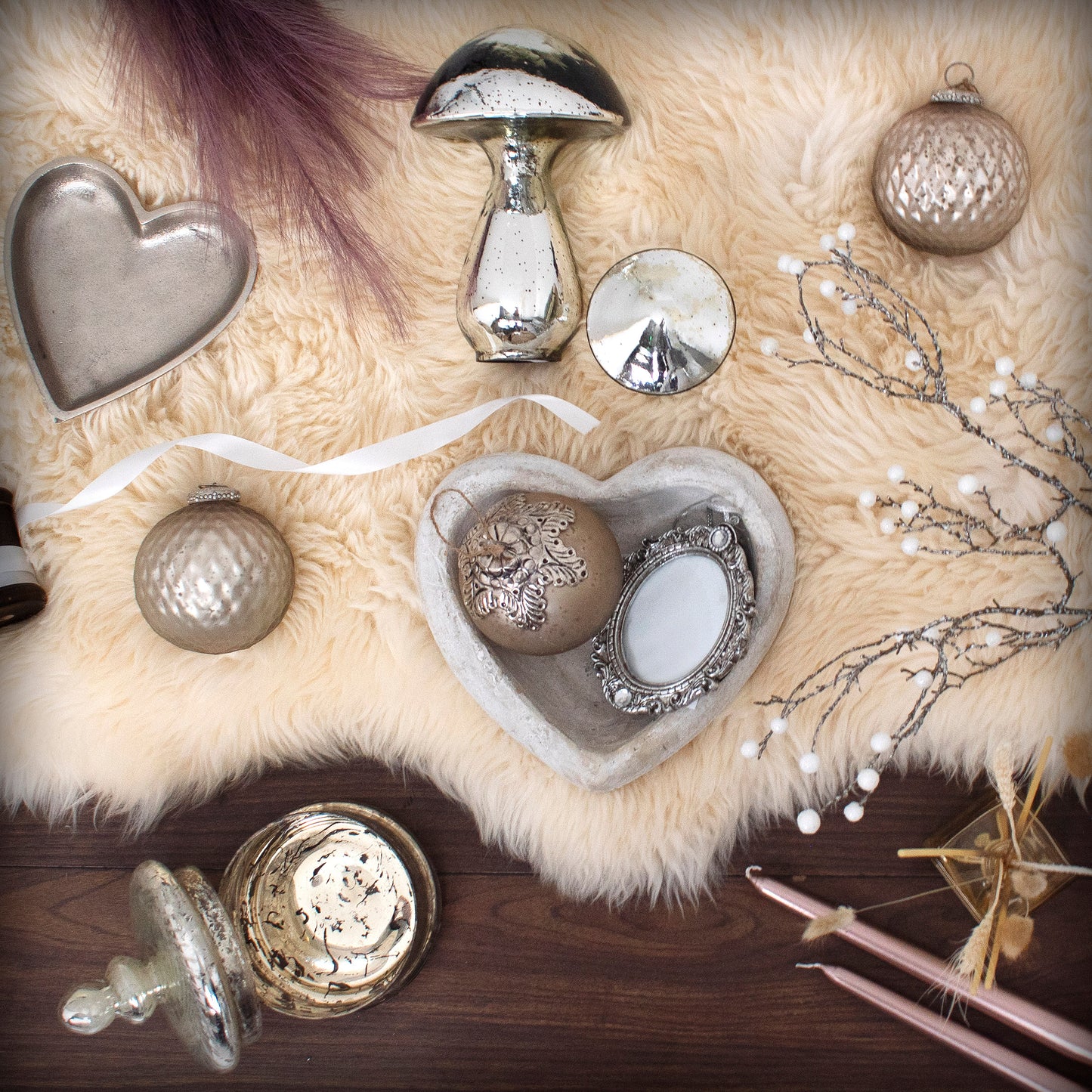 Talis Deep Stone Heart Dish