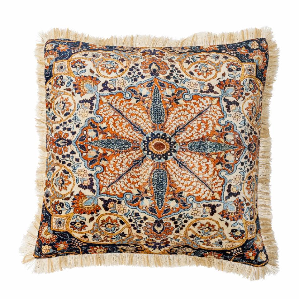 Laurel Cushion